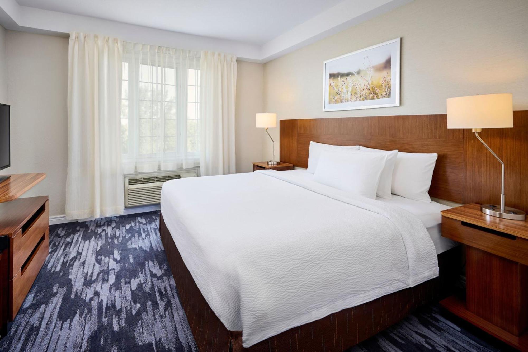 Fairfield Inn & Suites By Marriott Ottawa Kanata Ngoại thất bức ảnh